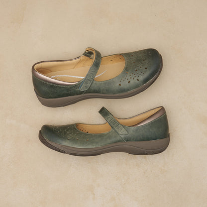 Stacy Lake Waxy Burnished
